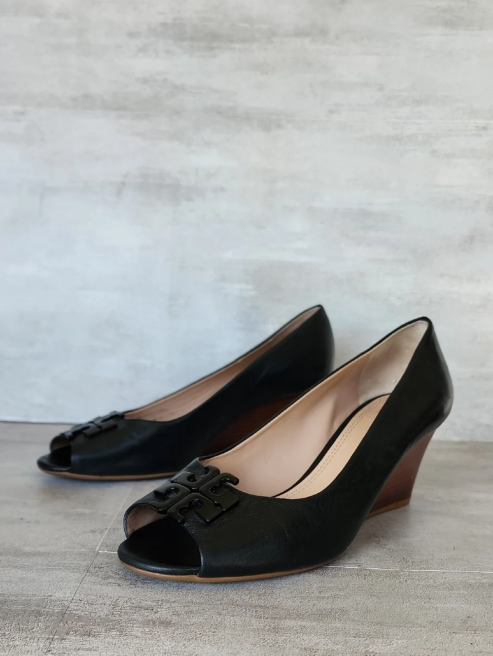 Tory Burch Black Lowell Peep Toe Wedge Pump Size 7.5